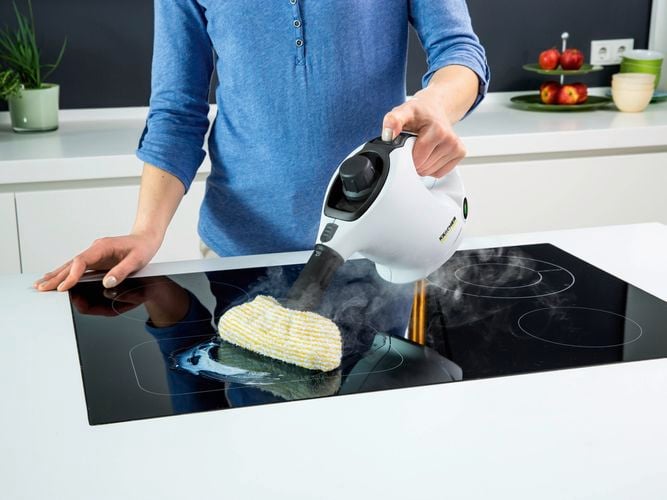 SC 1
  steam cleaning a stovetop