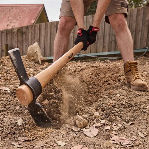 Trojan 2kg mattock timber cutter