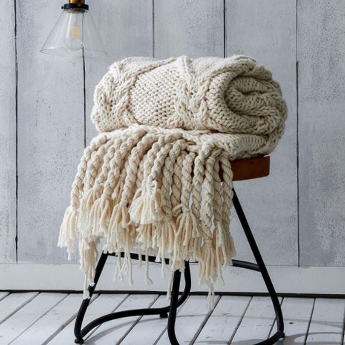 CottonMore Acrylic Hand Knitted Blanket Exquisite Workmanship Tassel Throw Rug Beige 130x160cm