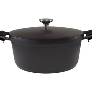 Maxwell & Williams Casserole Cast Aluminium Non Stick 28cm 6.3l Versatile Black