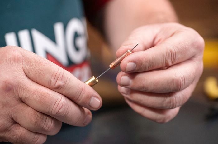 Mig welding and releasing the wire