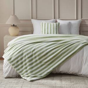 Dreamaker Linea Faux Fur Throw Olive 180x200cm