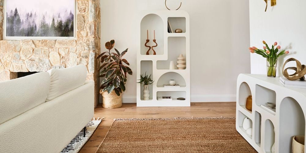 Flaunt
  your most beautiful art pieces and treasured memories in a unique setting
  that is a statement in its own right.