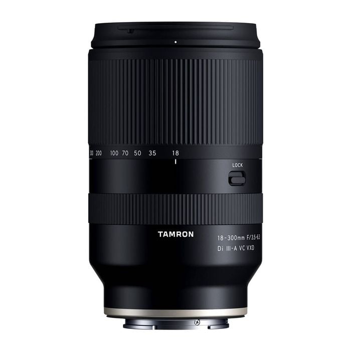 TAMRON AF 18-300MM F/3.5-6.3 DIIII-A VC VXD - SONY E APS-C BLACK