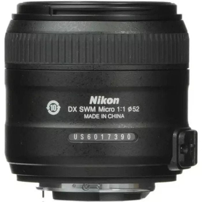 Nikon AF-S DX 40mm f/2.8G Lens