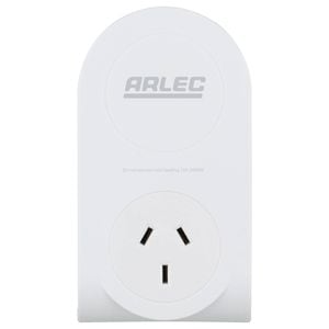 Arlec Power Adaptor with Retractable USB Cable