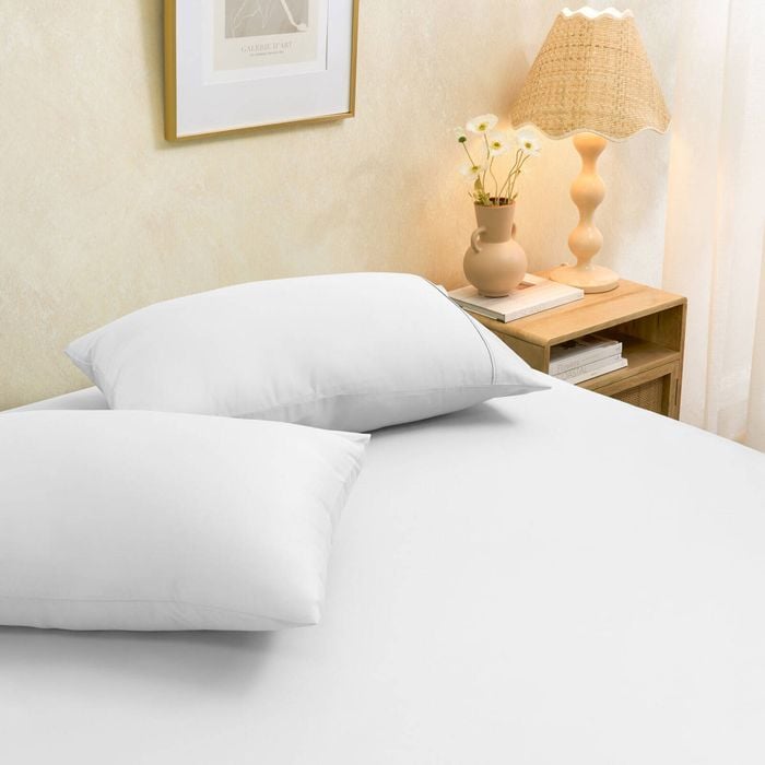 Sheraton Luxury – Egyptian Cotton Rich White Fitted King Bed Sheet & Pillowcases