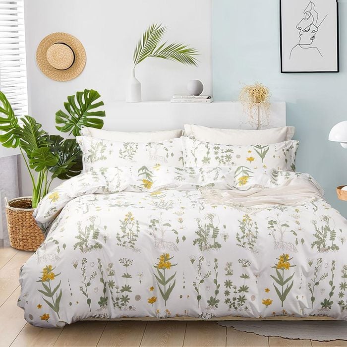Fabric Fantastic Jasmine King Size Quilt/doona/duvet Cover Set