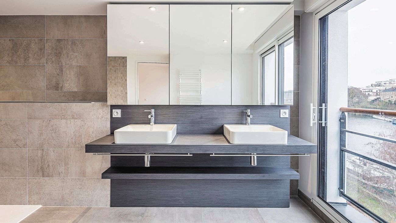 All-in-one bathroom solution