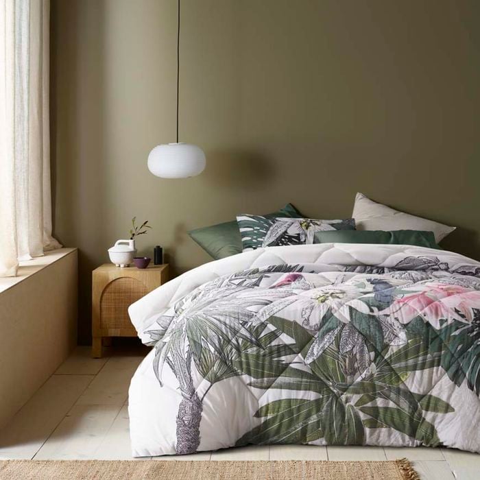Accessorize Bedroom Collection Queen Forest Green Curiosity Washed Cotton Printed 3 Piece Comforter Set