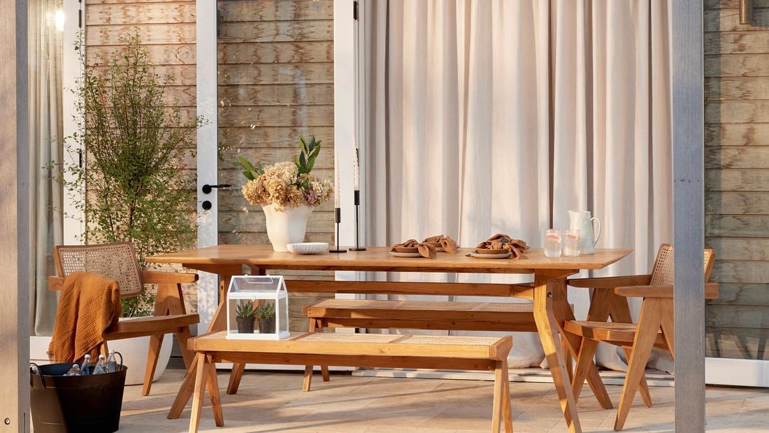 Outdoor area with outdoor table and chairs