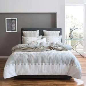 Renee Taylor Queen Brooks Jacquard Yarn Dye Quilt Cover/Pillowcases Set