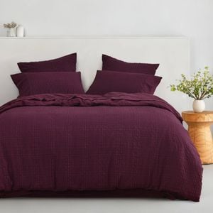 Dreamaker Ellis Seersucker Quilt Cover Set Cherry King Single