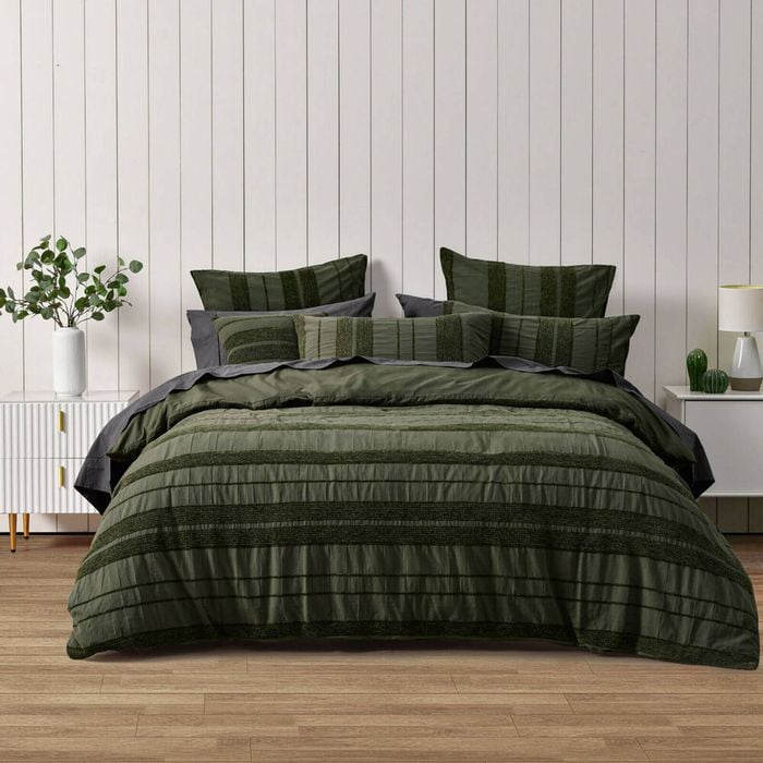 Bianca Avery Super King Polyester/Cotton Quilt Cover Set Green