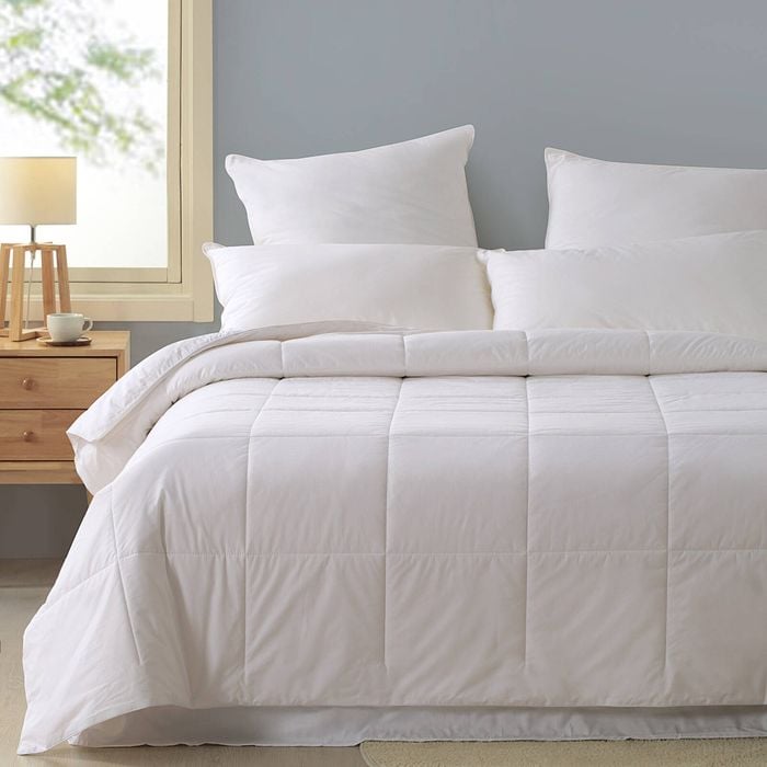 Dreamaker 500GSM Australian Washable Wool Quilt - King Single Bed