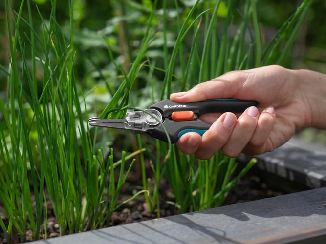 Brand page -  GARDENA GripCut Snips