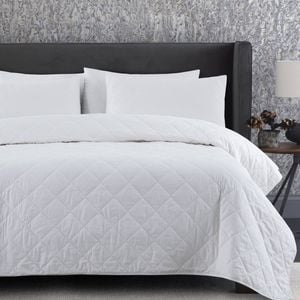 Dreamaker Lightweight Bamboo & Cotton Blend Quilt - Double Bed