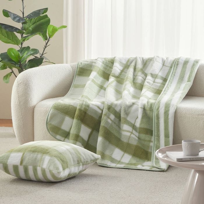 Dreamaker Wynter Reversible Faux Fur Throw Olive 130x170cm