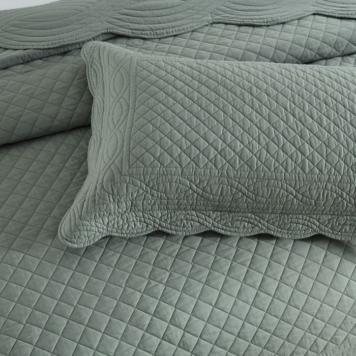 Scallop Jacquard Juniper Coverlet Set by Renee Taylor Super King main image 1