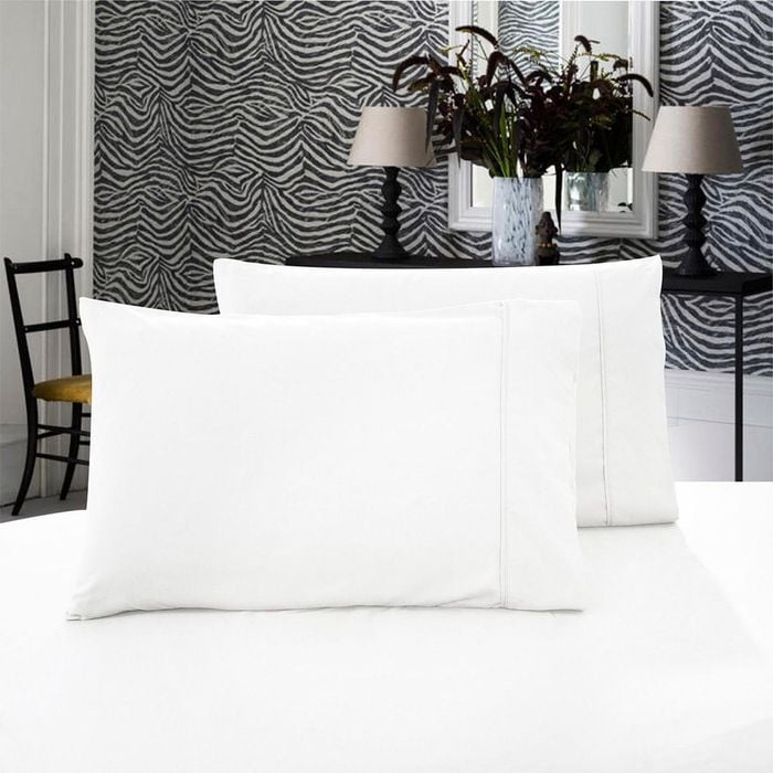 Fabric Fantastic 1000TC Premium Ultra Soft Standrad size Pillowcases 2-Pack - White