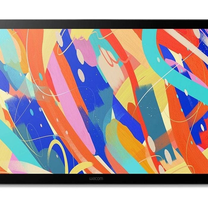 Wacom Cintiq 24 23.8inch QHD IPS Pen Display with Pro Pen 3