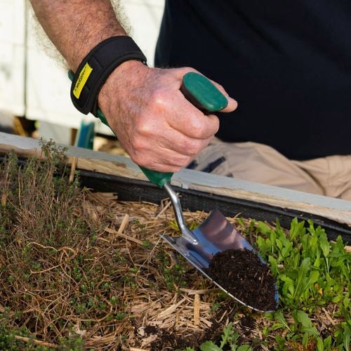Cyclone ergo support gardening tools