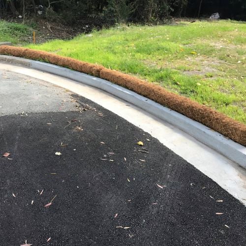 Coir Log Kerb Protection