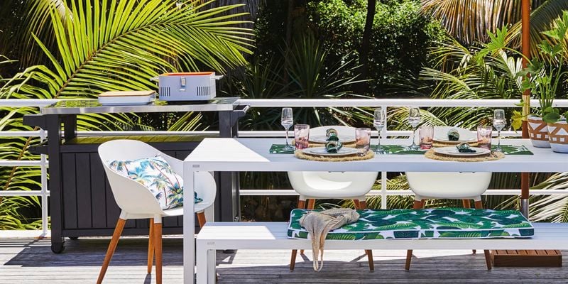 Outdoor Furniture - Outdoor Entertaining - Medium