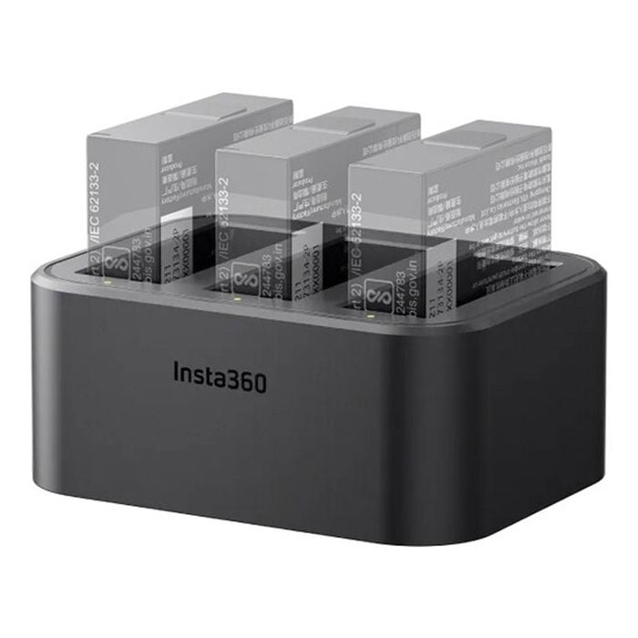 Insta360 Ace Pro & Ace Fast Charge Hub