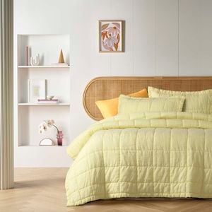 Vintage Design Homewares Queen Light Yellow Butter French Linen 3 Piece Coverlet Set