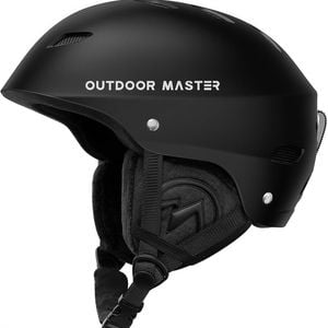 OutdoorMaster Kelvin Ski Helmet with Black M