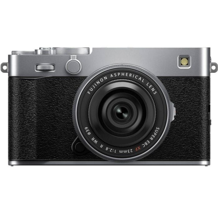 Fujifilm X-e5 Camera W/ Xf 23mm F/2.8 R Wr Lens (silver)