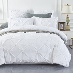 CottonMore Cotton White Diamond Pinch Pleated Pintuck Doona Quilt Cover Set - Single