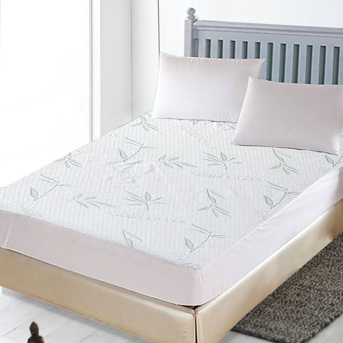 Dreamz Breathable Waterproof Mattress Protector Super King