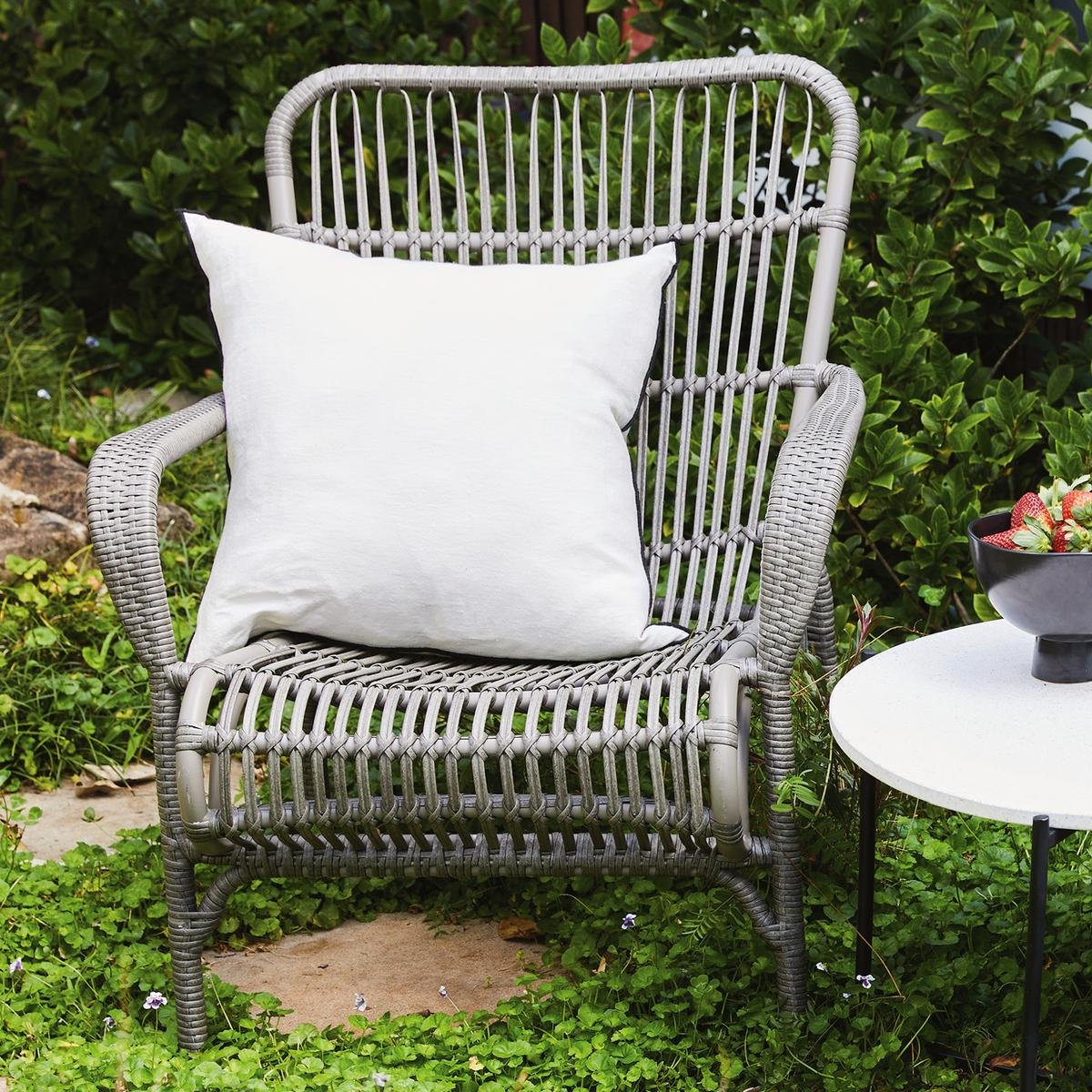 Wicker outdoor chairs bunnings sale