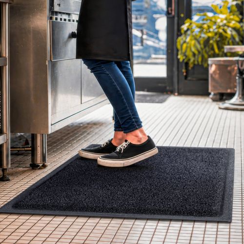 Mat with a cushion feel for hard stand areas.