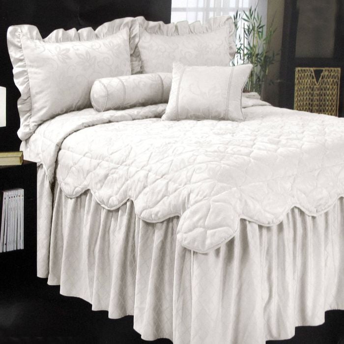 Phase 2 Magnifico Antique White Jacquard Bedspread Set Queen