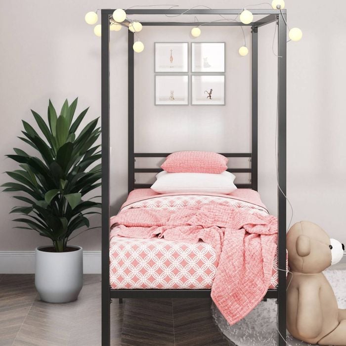 Zinus Quality Single Metal Canopy Bed Frame - Black