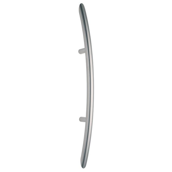 Gainsborough Curved 600mm Stainless Steel Pull Handle