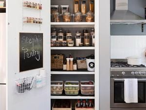 DIY - Header - How to organise your pantry