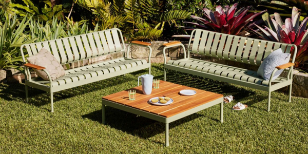 Outdoor setting bundle.