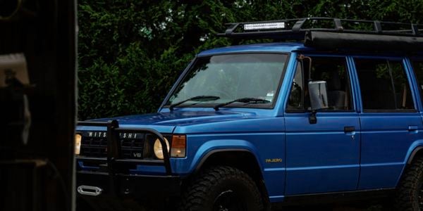 KT - Side by Side - Driving Lights (3900 x 1950px) - Brand Page