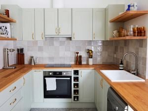 after imagery of a renovated kitchen