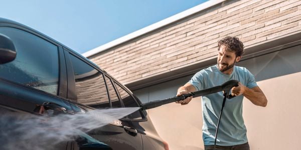 Karcher image of cleaner in use