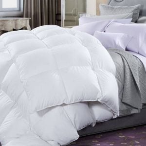 Renee Taylor Deluxe Microluxe Winter Down Alternate 600gsm Quilt