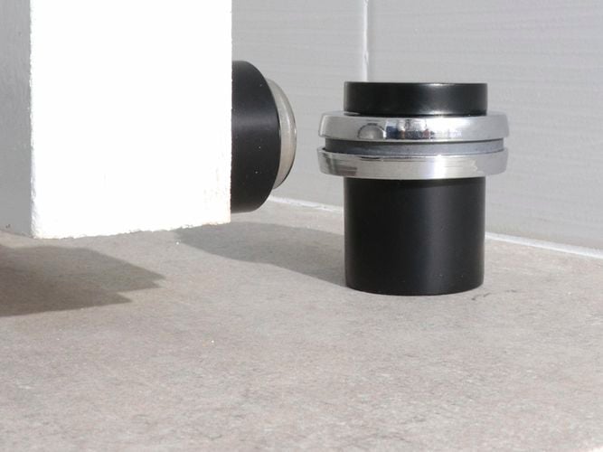 door stopper