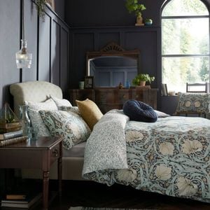William Morris At Home Pimpernel Quilt Cover Set