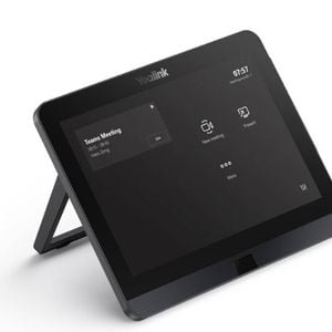 Mtouch-E2 Touch Control Panel, includes 7m Cat5E Cable, 1.2m USB-C to USB-C/HDMI, Wall Mount Bracket