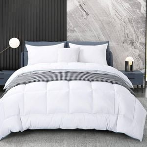 Luxton 800GSM Warm Bamboo Quilt( Queen size )