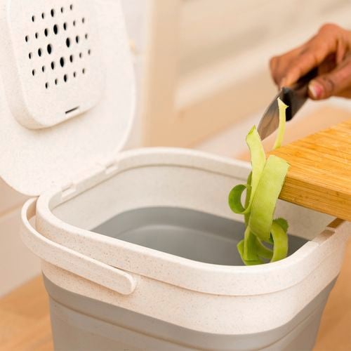 Garden Zen - Gallery - 23959 3.9L SQUARE COLLAPSIBLE COMPOST BIN W CARBON FILTER V11 - Brand Page